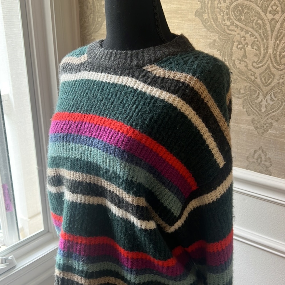American Eagle 🦅 Colorful Stripped Cozy Sweater Size Small
